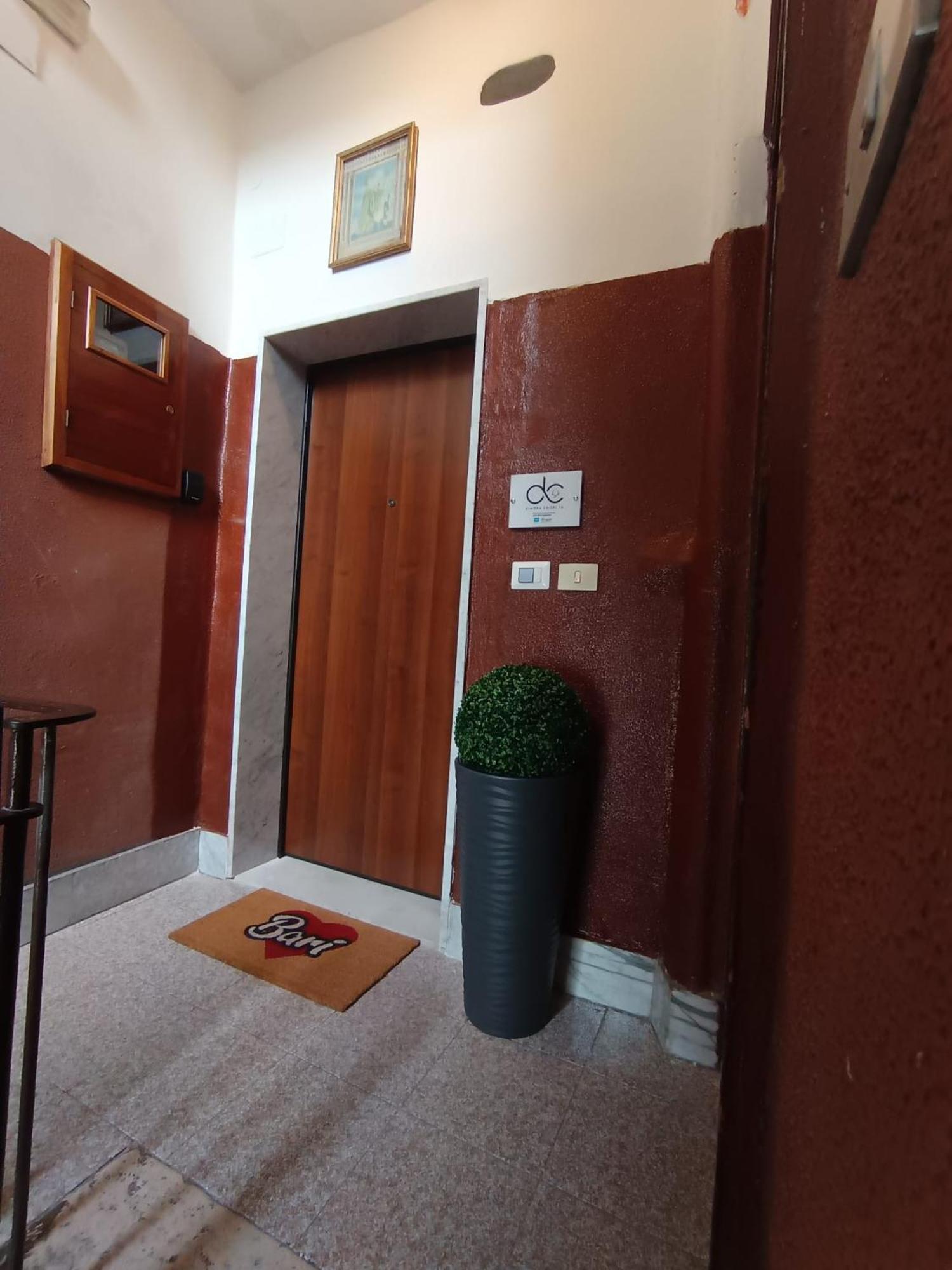 Dimora Crispi 70 Daire Bari Dış mekan fotoğraf